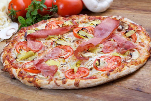 capricciosa olasz vékony tésztás pizza debrecen